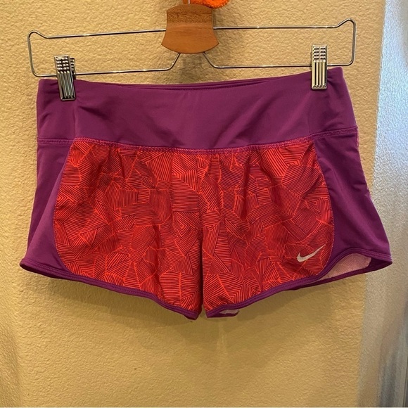 NIKE Women Purple Orange Patterned Dri Fit Athletic Lined Shorts Size Small - Picture 1 of 9